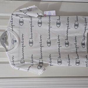 CHAMPION BRAND SIGNATURE BOY'S WHITE SHORT SLEEVE TEE-SHIRT SIZE LARGE 14-16